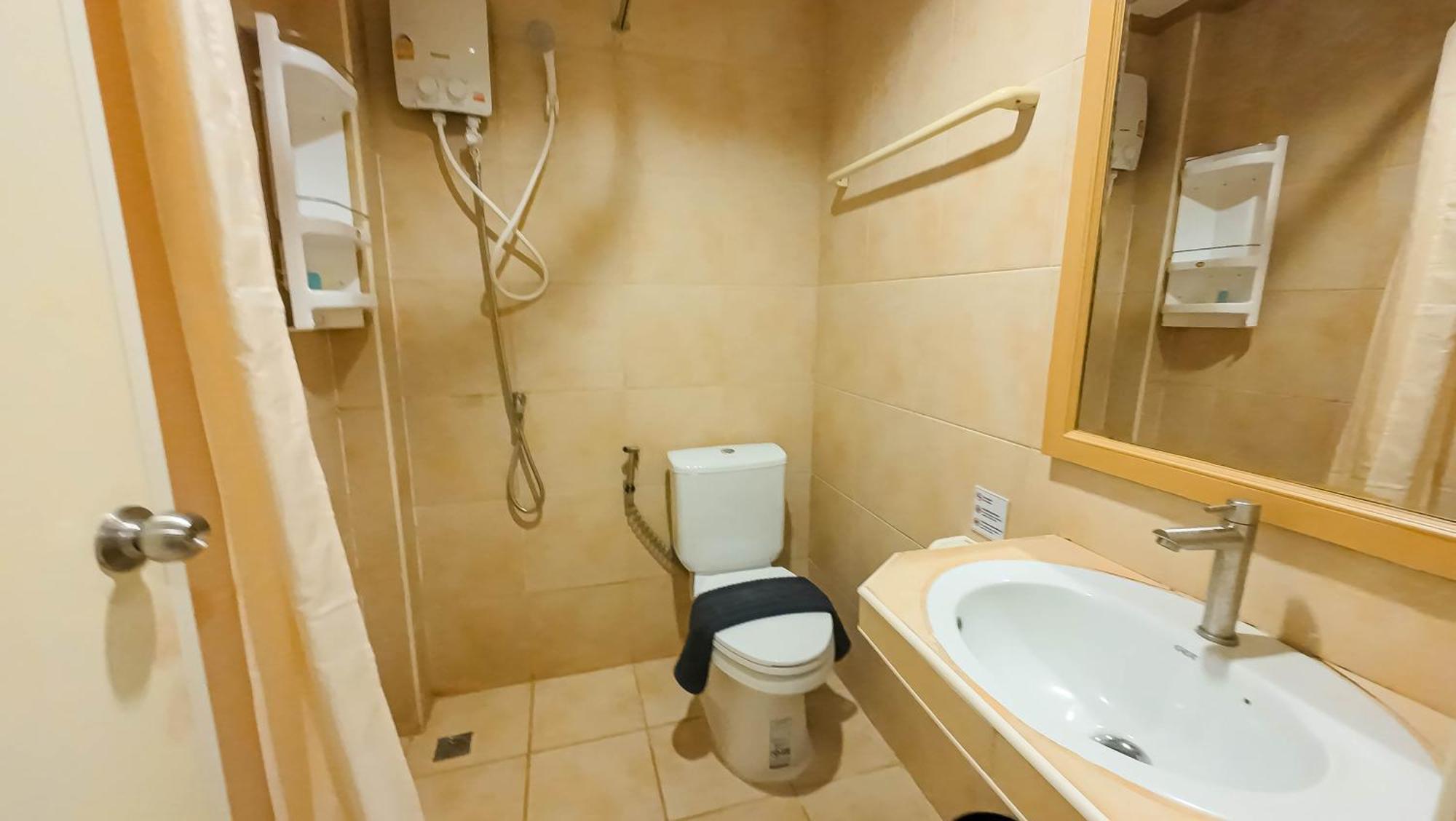 Albergue Jb House Patong Exterior foto