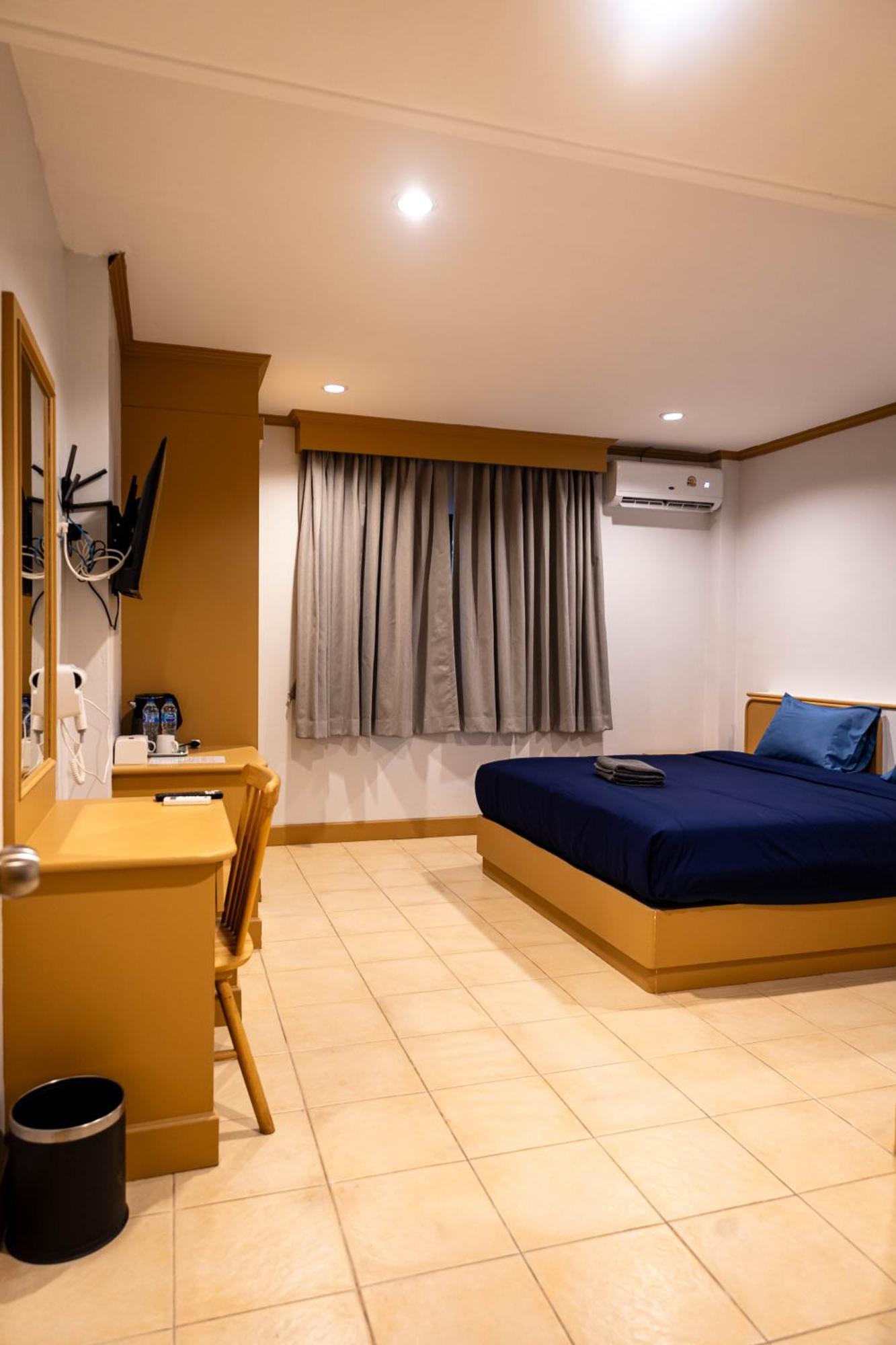 Albergue Jb House Patong Exterior foto