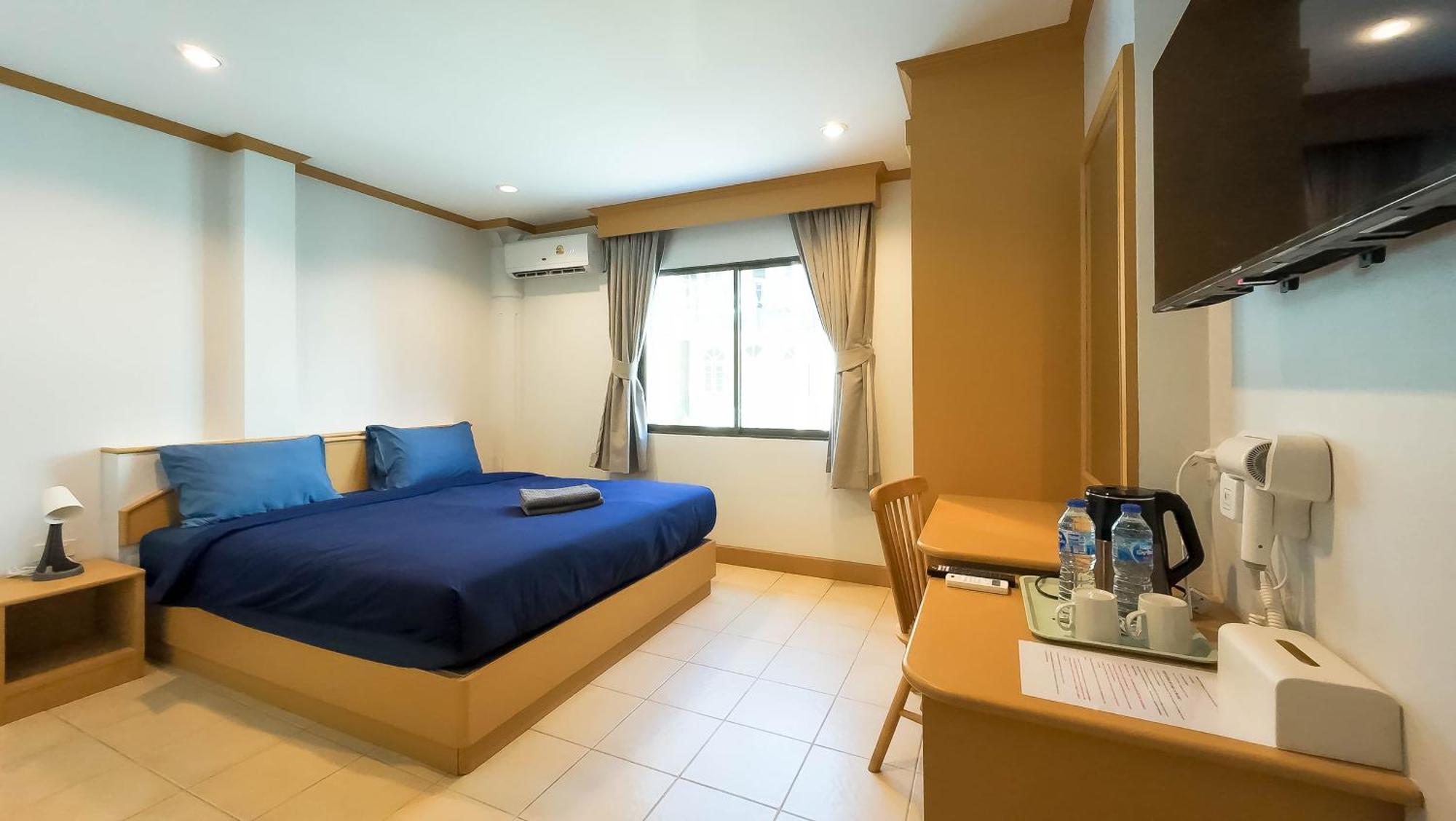 Albergue Jb House Patong Exterior foto
