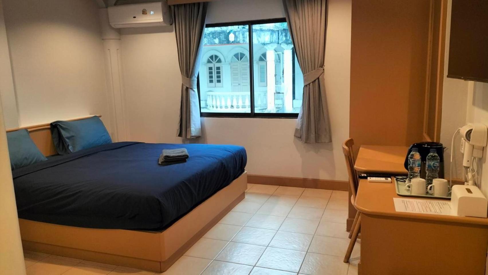 Albergue Jb House Patong Exterior foto